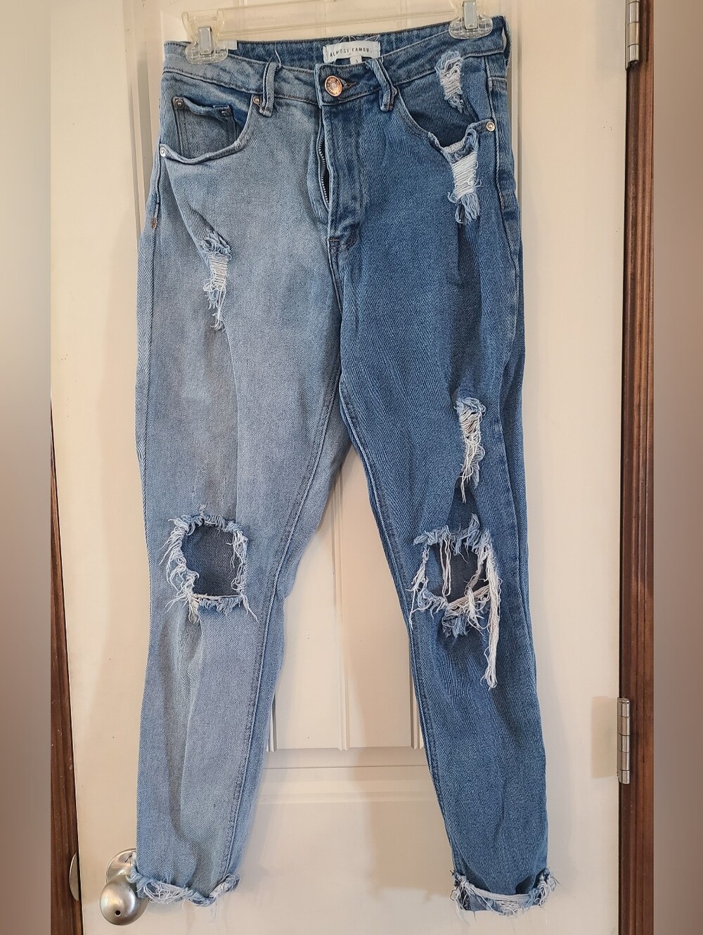 Almost Famous Two-Tone Blue Ripped Relaxed Jeans Size 5